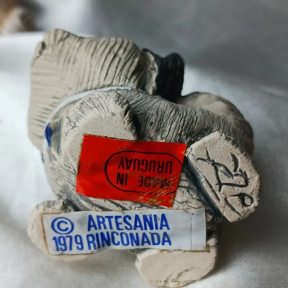 Vintage Artesania Rinconada Art Pottery Hand Crafted Clay Figurine-HUSKY